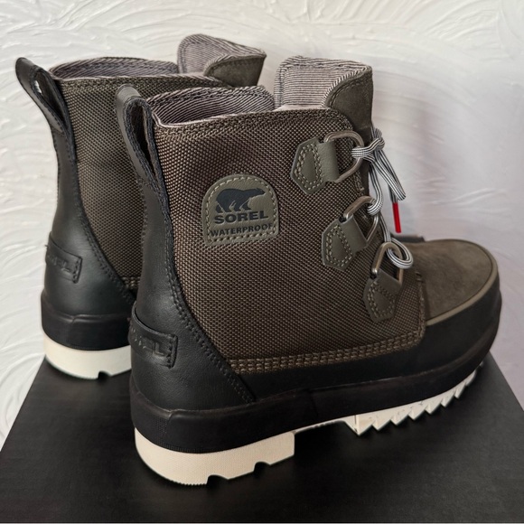 NWT Sorel Tivoli IV WP Alpine Tundra/Dark Moss - Picture 2 of 6